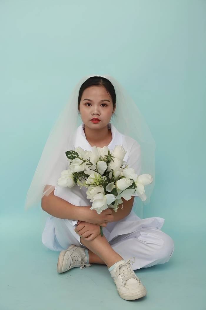 皇冠信用网会员开户_22岁绝症女孩宴请全村看电影皇冠信用网会员开户,哽咽嘱托村民:“我走后,请替我关照父母”